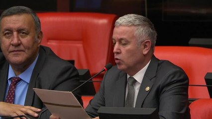 Çetin Arık: "İktidar, Öğretmenlerimize 'Evlere Gidin, İhtiyaç Sahiplerini Belirleyin' Diye Talimat Veriyor"