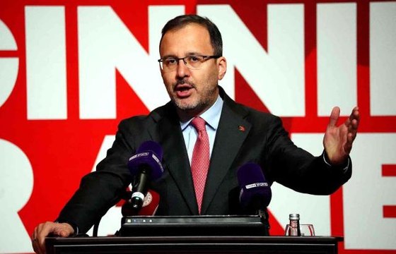 Bakan Kasapoğlu: Türk futbol ekolünü, Türk futbolu oyun tarzını inşa etmeliyiz