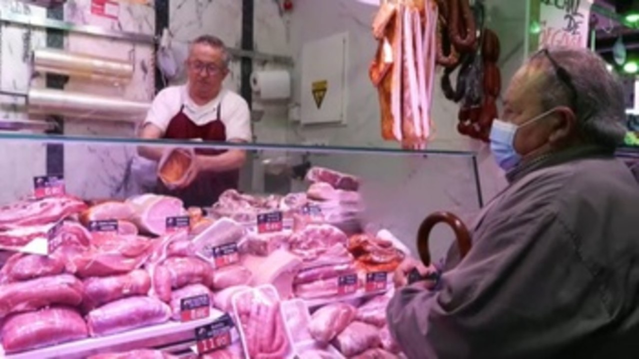 El INE rebaja la inflación en diciembre hasta 5,7 %, por el abaratamiento de los carburantes