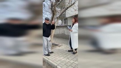 Elazığ'da Partilileri Gören Vatandaş: "Eğer Ak Parti'den Geliyorsanız 'Utanmıyor Musunuz' Diyecektim. Ama Babacan'dan Geldiğiniz Zaman Hoş Geldiniz,...