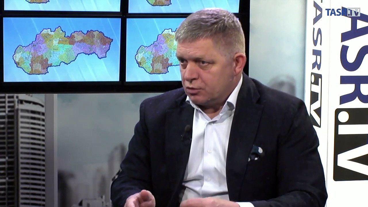 FICO: Ústavné orgány štátu nefungujú. Riešením je referendum a voľby