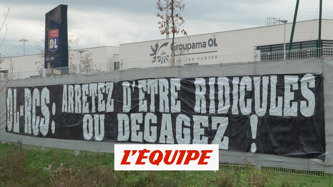 La banderole des supporters lyonnais en colère - Foot - L1 - OL