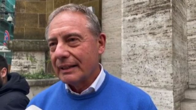 Carburanti, Urso: si valuta sterilizzazione Iva in decreto prezzi