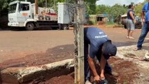 Sanepar realiza corte de gato no Floresta e moradores reclamam: 