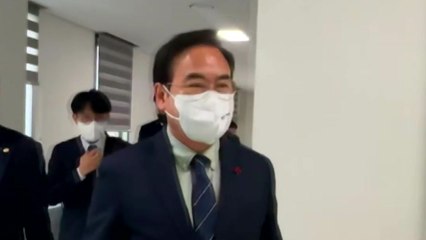 '허위사실 공표 혐의' 전북교육감, 법정서 동료 폭행 부인 / YTN