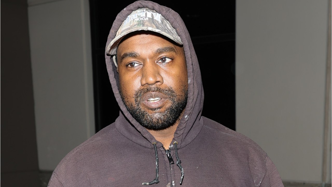 GALA VIDEO - Kanye West marié : qui est sa nouvelle femme Bianca Censori… qui ressemble beaucoup à Kim Kardashian ?