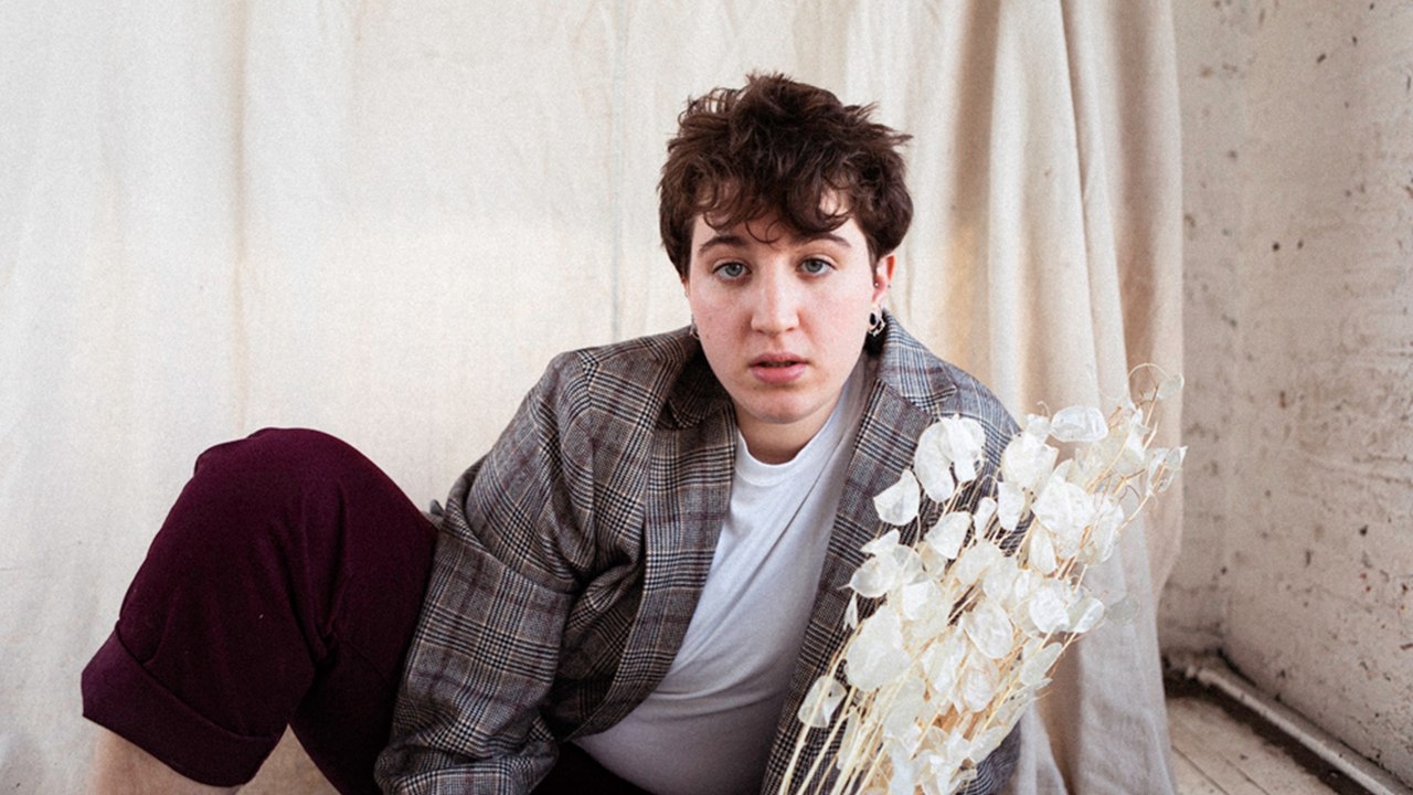 Queer Artist Mae Krell Gets Real About ‘Imposter Syndrome’