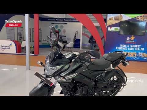 Auto Expo 2023: Bajaj Pulsar NS160 Ethanol Engine | Flex Fuel | Punith Bharadwaj | DriveSpark