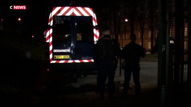Paris : malgré la présence policière, les toxicomanes restent présents près des écoles