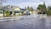Califórnia se prepara para novas 'inundações catastróficas'