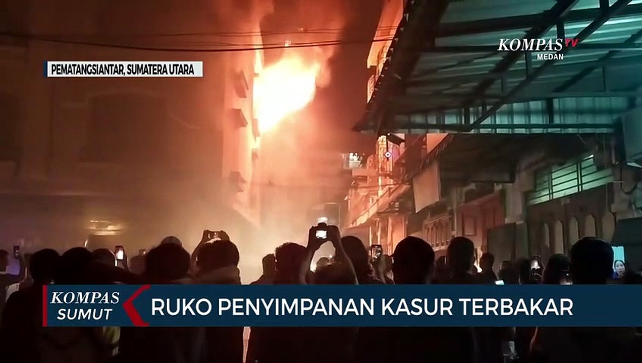Ruko Gudang Kasur di Pematangsiantar Terbakar