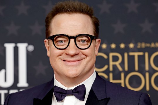 Brendan Fraser gives rousing speech at Critics Choice Awards