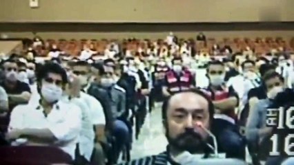 'Cinsel gücümde sorun yok, koç gibiyim' diyen Adnan Oktar'ın görüntüleri gündem oldu