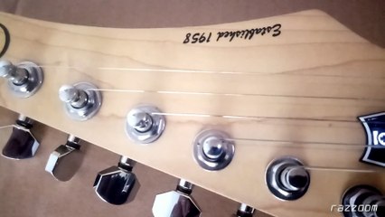 review gitar samick SS-51