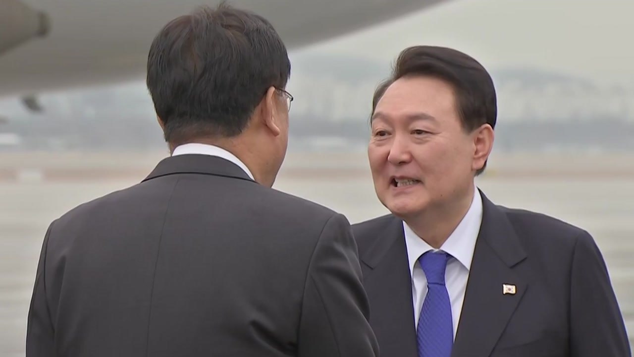尹 대통령, 새해 첫 순방...나경원 전격 해임 배경은? / YTN