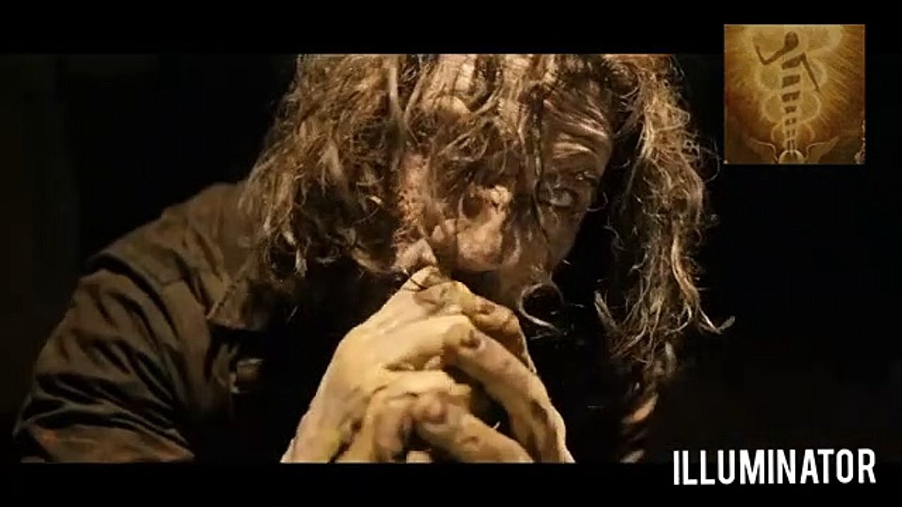 Corpse getting up Scene - Guillermo del Toro's Cabinet of Curiosities S1E3           Cadavre se levant Scène - Cabinet de curiosités de Guillermo del Toro S1E3