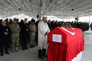 Şehit uzman çavuş Kurt, törenle memleketine uğurlandı