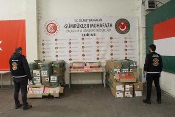 Kapıkule'de, 22 bin 800 kaçak elektronik sigara ele geçirildi