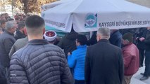 Trafik kazasında ölen 12 yaşındaki kızın cenazesi defnedildi