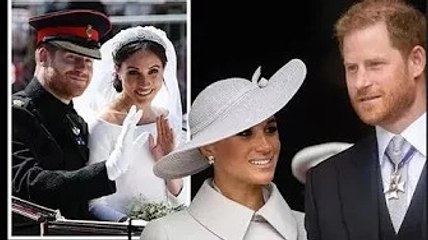 Meghan et Harry perdent des titres une " possibilité très réelle " alors que King envisage l'option