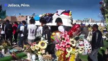 Pérou: funérailles de deux adolescents tués lors de manifestations