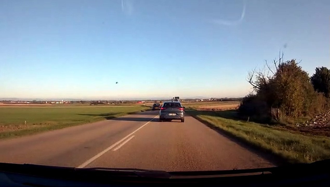 Overtake a tractor