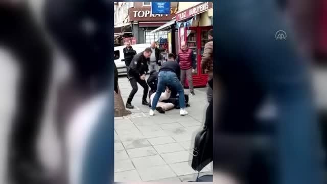 Fatih'te taciz şüphelisi, polis ekipleri tarafından yakalandı