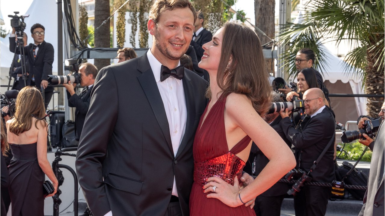 Voici - Amaury Leveaux : l'ancien champion de natation s'est fiancé avec Ksenia Tkachenko