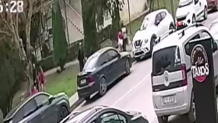 Bu kez saldıran köpek değil, vatandaş oldu