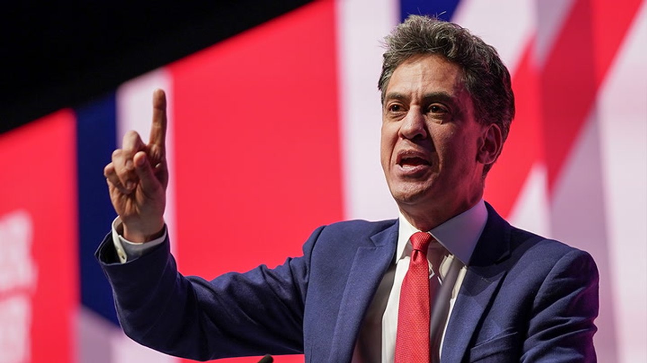 Ed Miliband calls for ban on forced installations of prepayment meters until spring