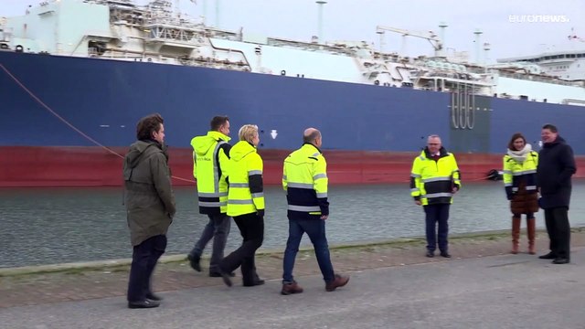 Германия открыла второй терминал для приема сжиженного природного газа