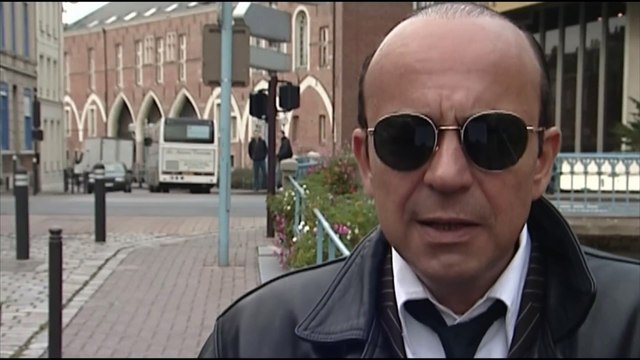 A 17 ANS, ELLE ASSASSINE SON PERE NEONAZI⚠️ Les Faits Karl Zero