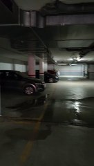 Estado del garaje comunitario en una finca de protección oficial de Sant Fost de Campsentelles