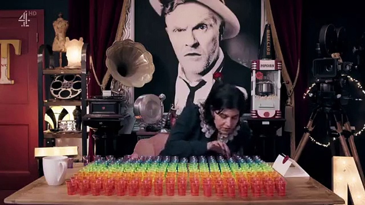 Taskmaster - Se12 - Ep0 Special Taskmaster's New Year's Treat HD Watch