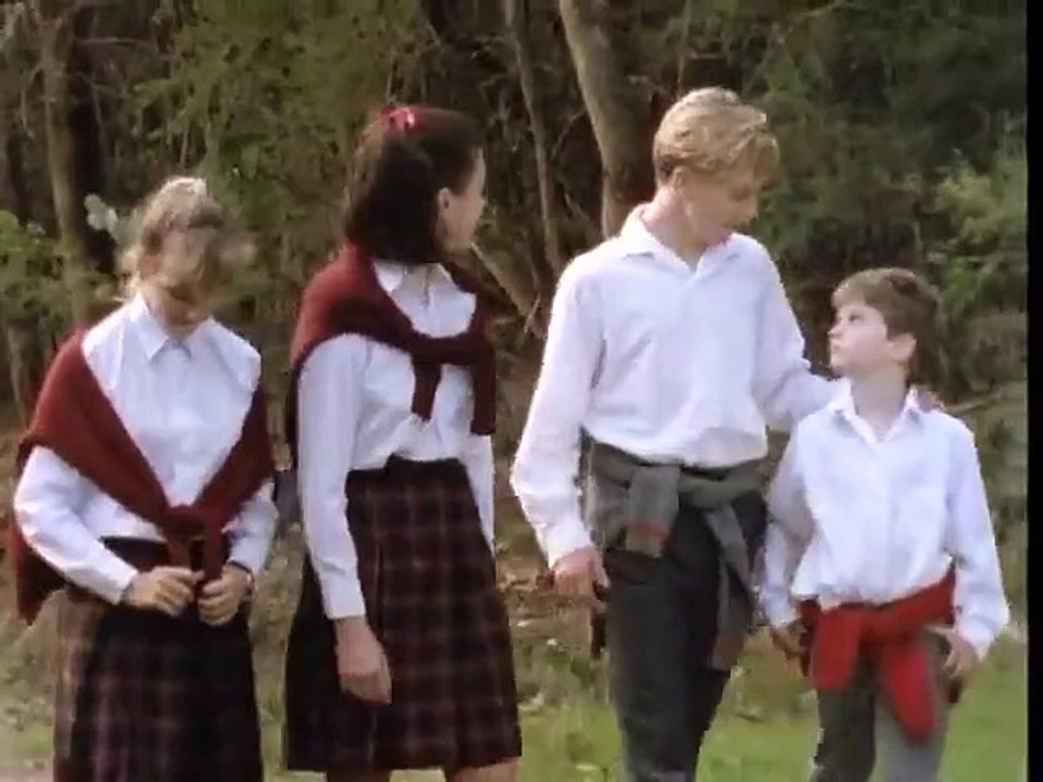 Round the Twist - Se1 - Ep04 HD Watch