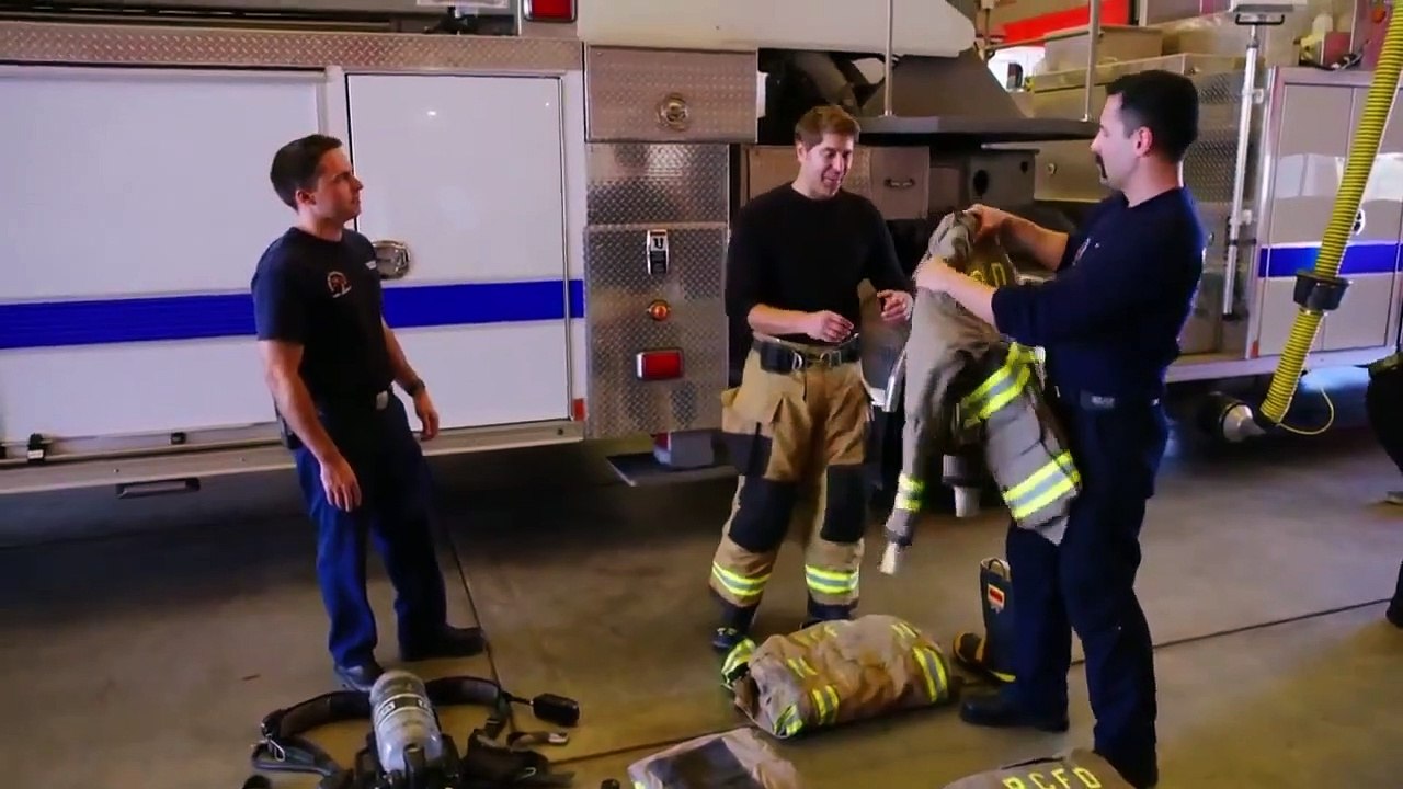 The Explosion Show - Se1 - Ep04 - Fighting Fire with Fire HD Watch