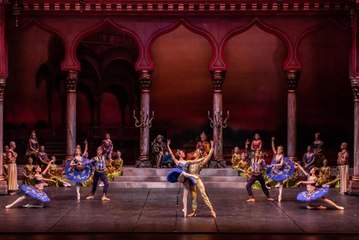 "La Bayadere" balesinin prömiyeri AKM'de yapıldı