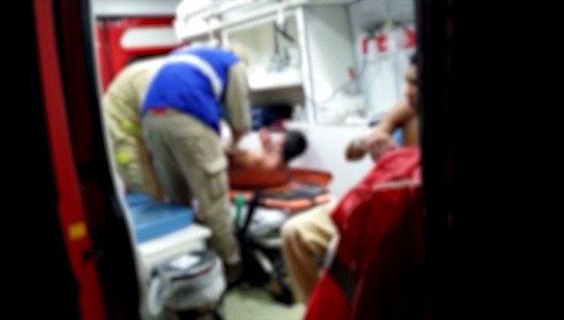 Em suposto assalto, jovens são vítimas de ferimento por arma branca no Periolo