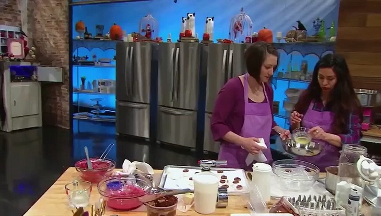 Haunted Gingerbread Showdown - Se2 - Ep01 - Calling All Ghostbusters HD Watch