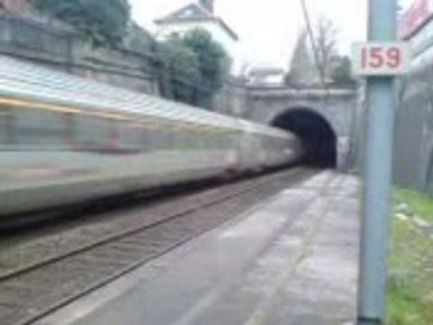 Passage d'une sybic avec 10 voitures cic