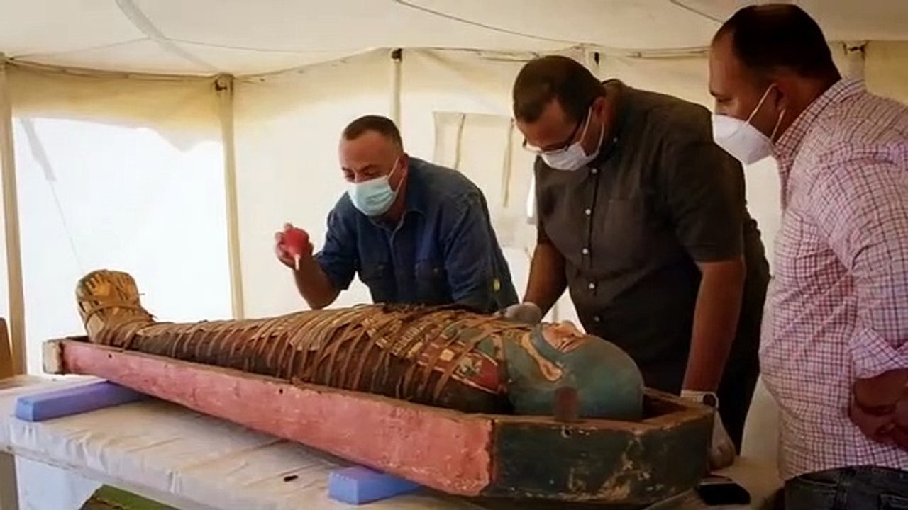 Tomb Hunters - Se1 - Ep04 - Rise of the Greeks HD Watch