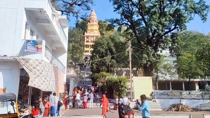 गुफा मंदिर में लगा मकर संक्रांति पर मेला, दिन भर खुला रहा बिड़ला मंदिर