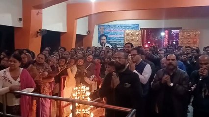 Télécharger la video: मकरविल्लकु महोत्सव का समापन, मंदिरों में हुई विशेष पूजा अर्चना