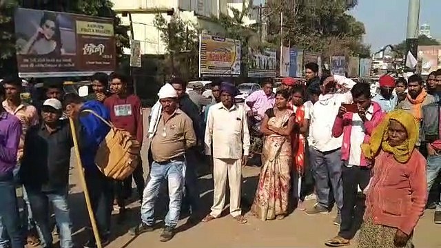 नुक्कड़ नाटक के माध्यम से सड़क हादसों के प्रति किया जागरूक