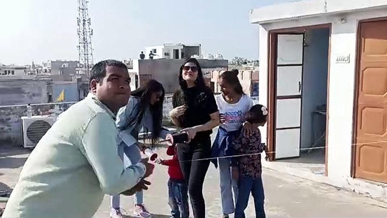 मकर संक्रांति पर्व के दूसरे दिन भी खूब हुई पतंग...