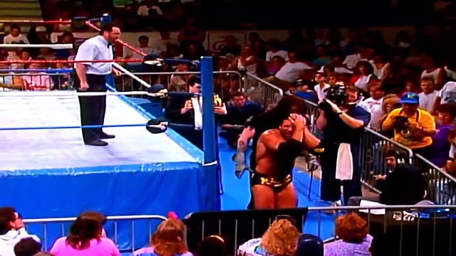 Undertaker vs Razor Ramon: WWF SUPERSTARS Coliseum Video ( 1992 )