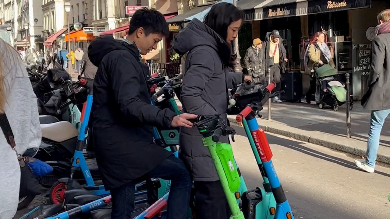 Interdiction des trottinettes électriques en libre service : qu'en pensent les Parisiens ?