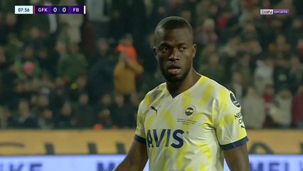 Turquie - Valencia a encore sauvé Fenerbahçe !