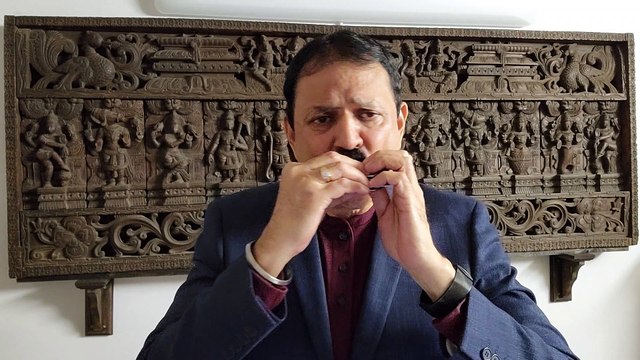 Dukki Pe Dukki - Film Satte Pe Satta 1982 on Harmonica Live Performance by Mukund Kamdar