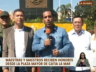Rinden honores al gremio docente del estado La Guaira en la Plaza Mayor de Catia La Mar